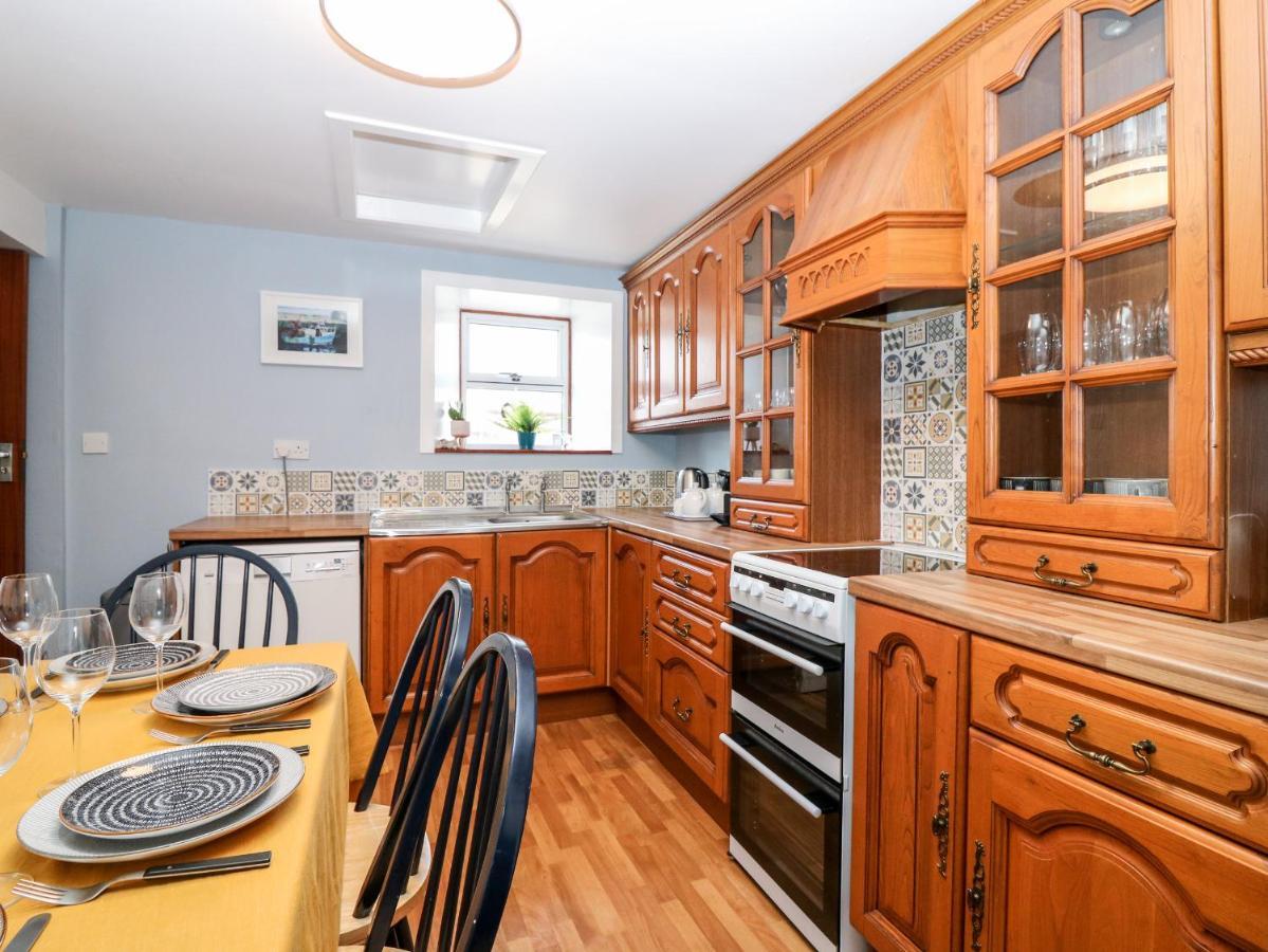 4 Gordon Street Villa Бъки Екстериор снимка